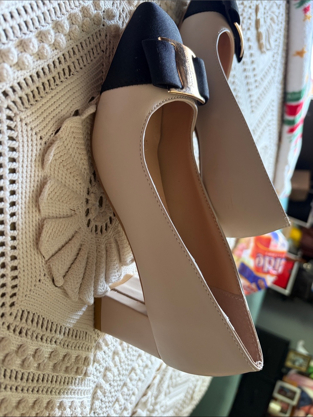 Forragamo Beige and Black Vara Bow Block Heel Pumps - Picture 2 of 6